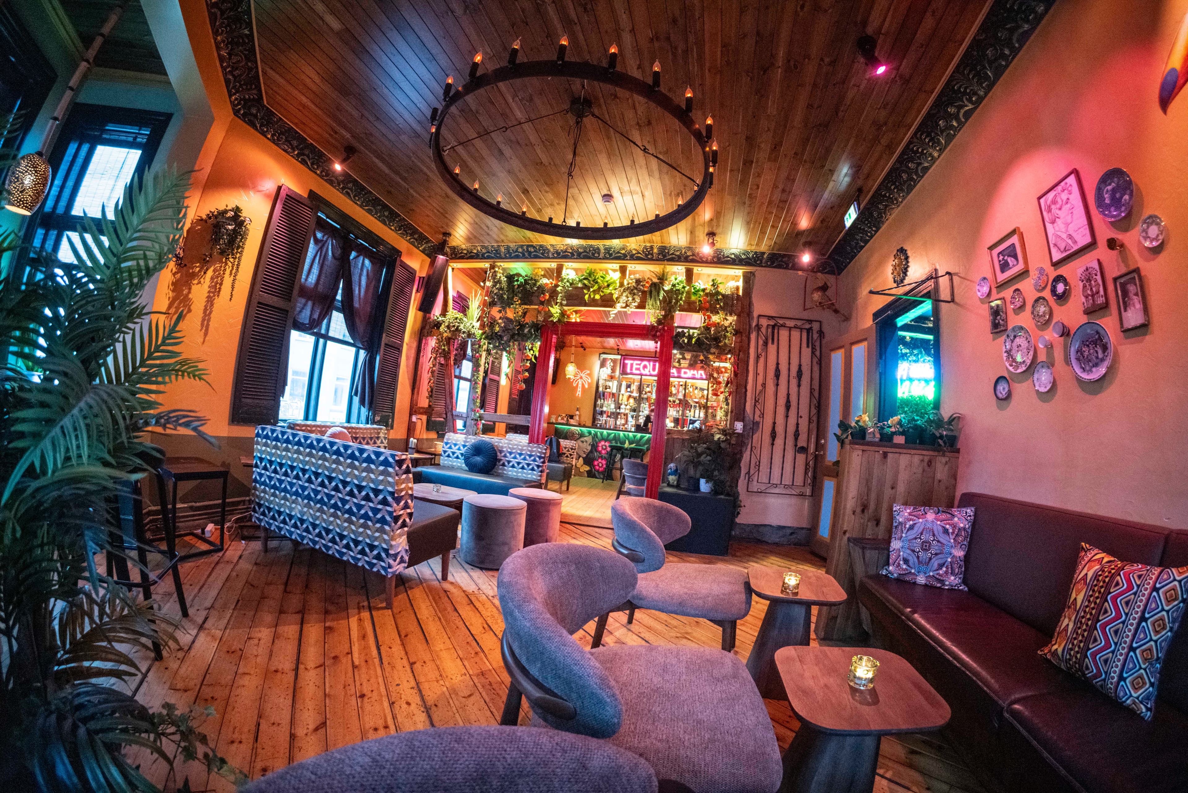Macondo bar mynd 6